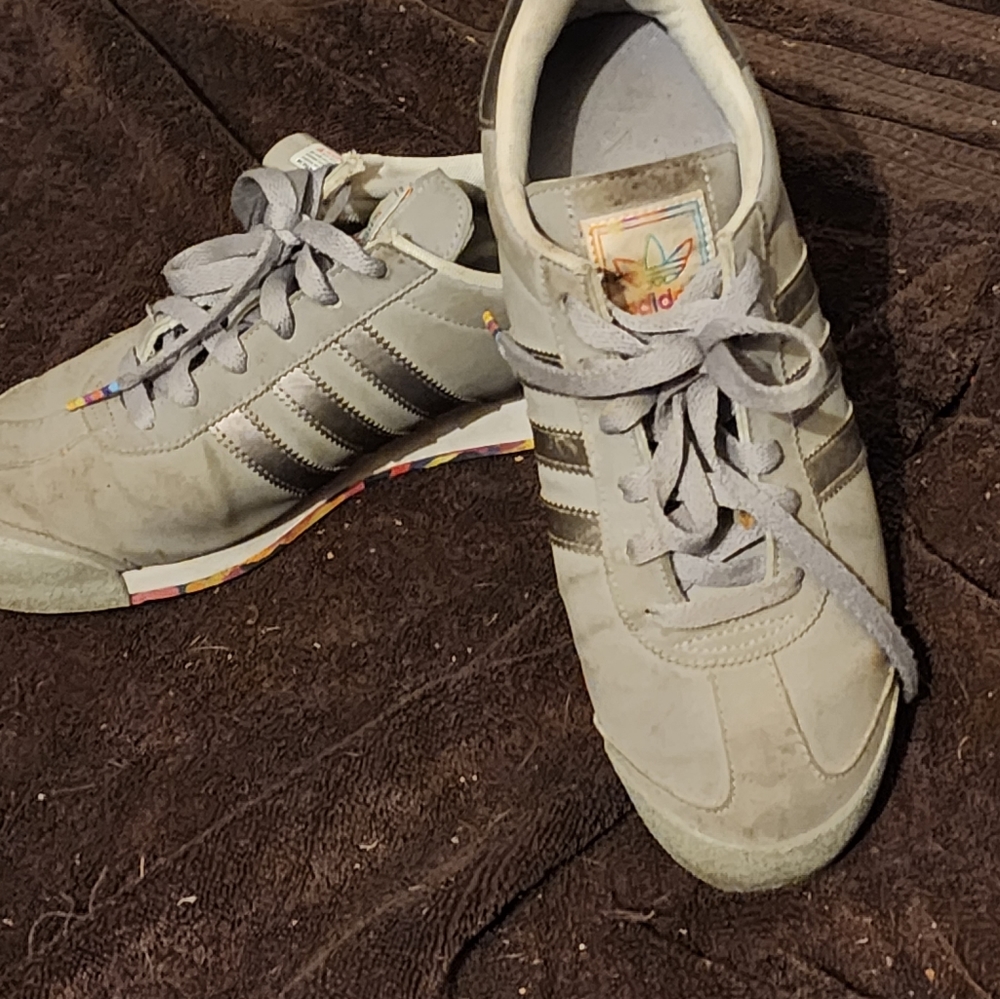 Special edition Adidas grey with muliti colored solessize 8.5